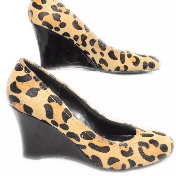 Steve Madden Calf Hair Leopard Print Wedges - Picture 2 of 6